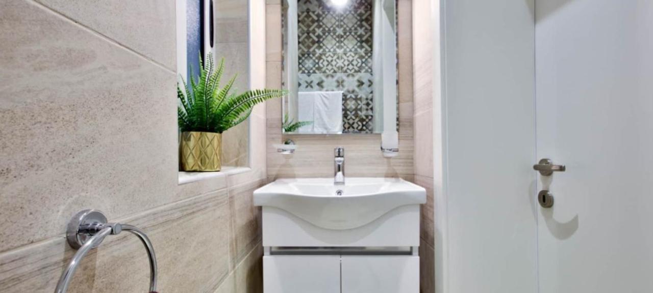 Ursula Apartments Self Catering Studios And 1-Br In Central Valletta By Tritoni Hotels Eksteriør billede