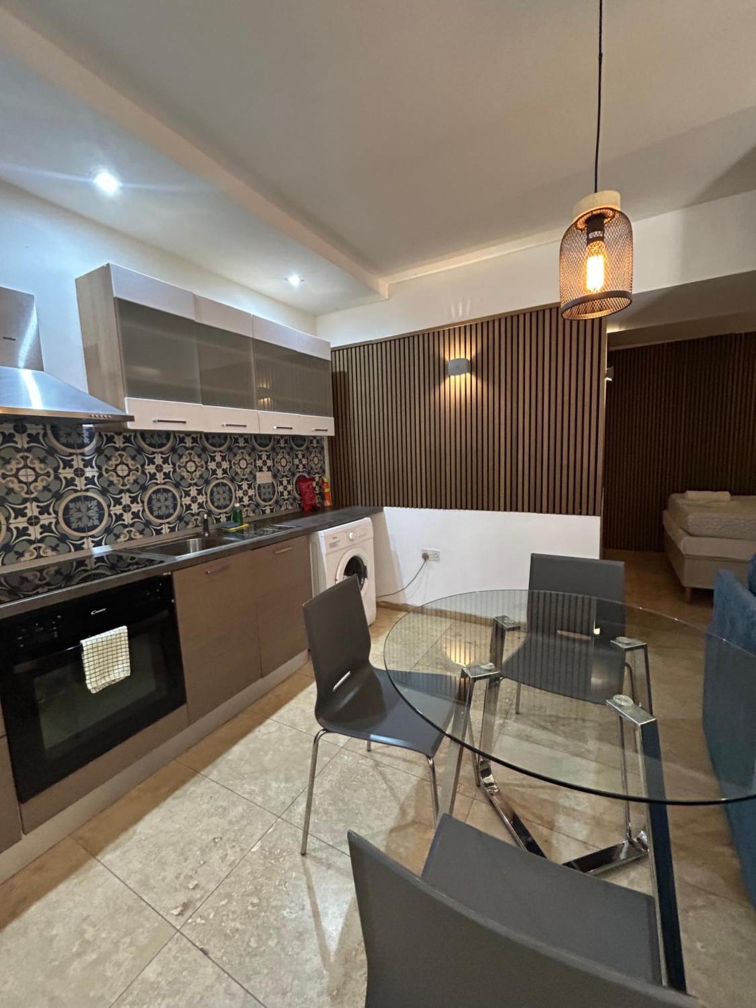 Ursula Apartments Self Catering Studios And 1-Br In Central Valletta By Tritoni Hotels Eksteriør billede